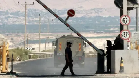 A Pair of Victims Gunned Down in Incident Adjacent to Jordan-West Bank Checkpoint, Israel's Defense Forces States
